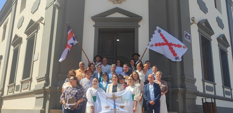 Bandera de San Miguel en el Cabildo