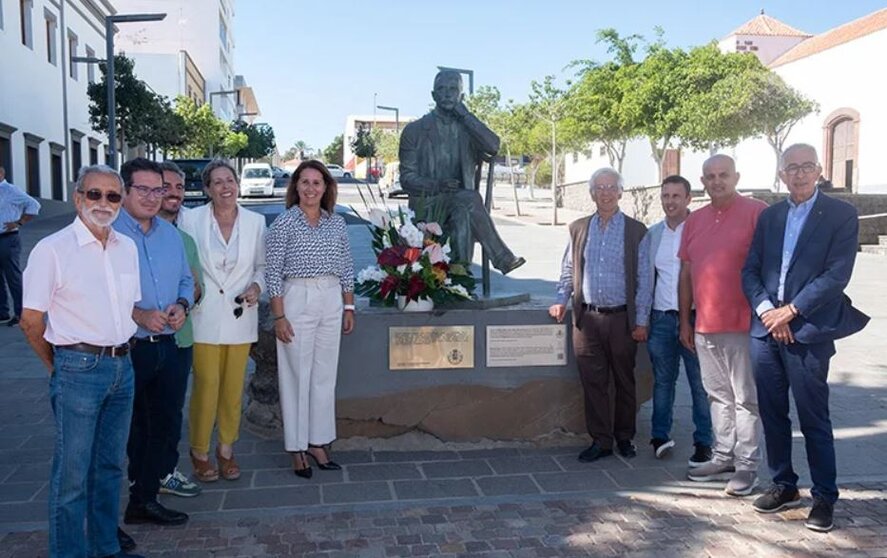 Archivo homenaje a Manuel Velázquez Cabrera